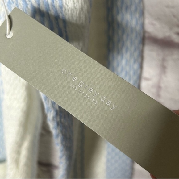 One Grey Day Soft Striped Hooded Pullover Sweater NWT - Picture 8 of 12